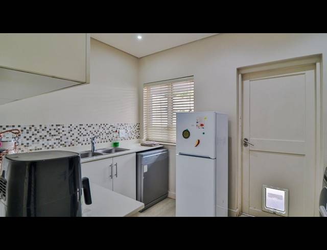 3 BEDROOM HOUSE FOR SALE IN MONTROSE